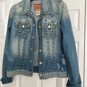 Like new True Religion Jean Jacket. Size L.